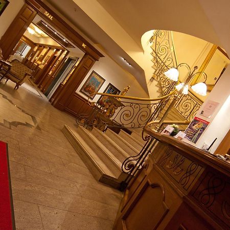 Hotel Drei Schwanen - Ristorante Due Fratelli Hohenstein-Ernstthal Exteriör bild